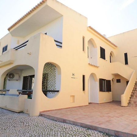 Lovelystay - Cozy 1Br Flat In Alvor With Ac And Balcony エクステリア 写真