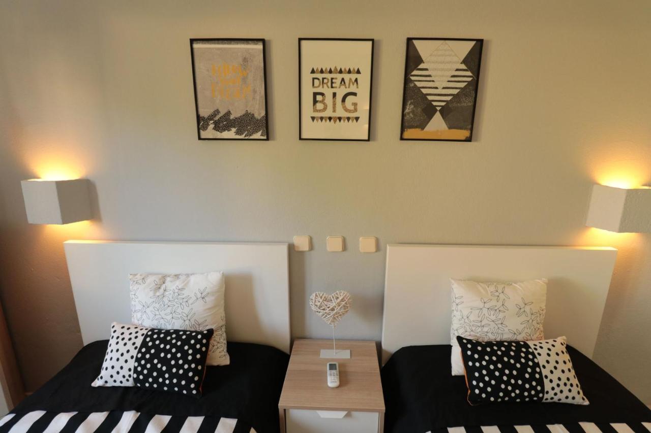 Lovelystay - Cozy 1Br Flat In Alvor With Ac And Balcony エクステリア 写真