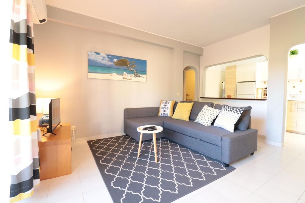 Lovelystay - Cozy 1Br Flat In Alvor With Ac And Balcony エクステリア 写真